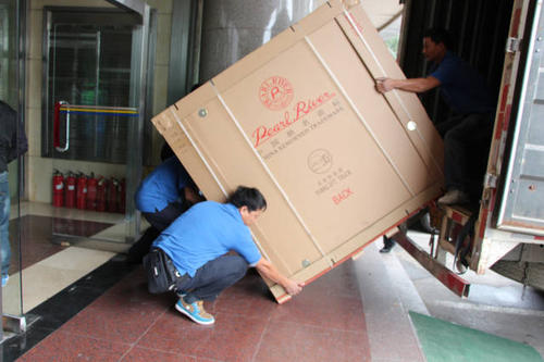 麒麟钢琴贵重工艺品无忧运